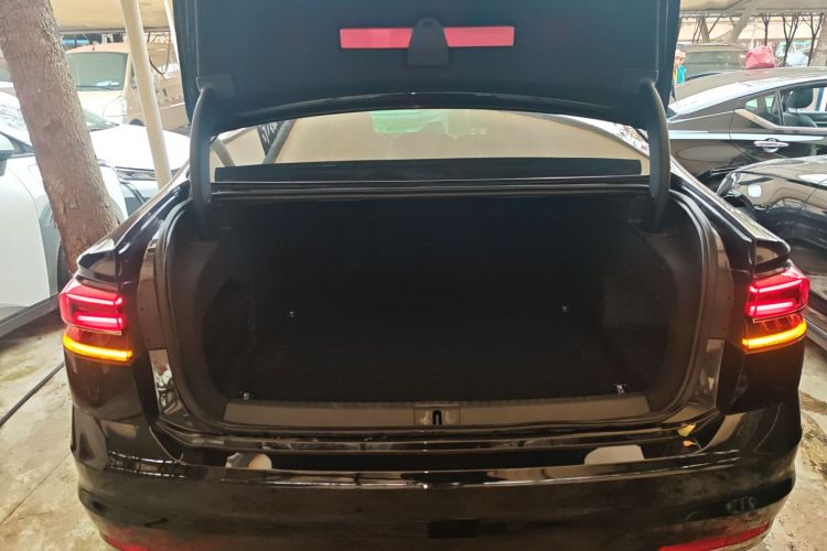 大众 辉昂 2018款 改款 380TSI 两驱商务版局部细节23