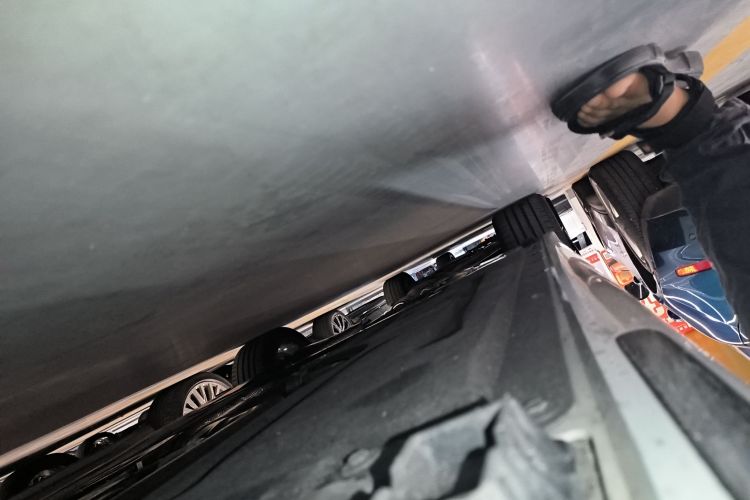 宝马3系 2025款 330Li M运动曜夜套装局部细节9001