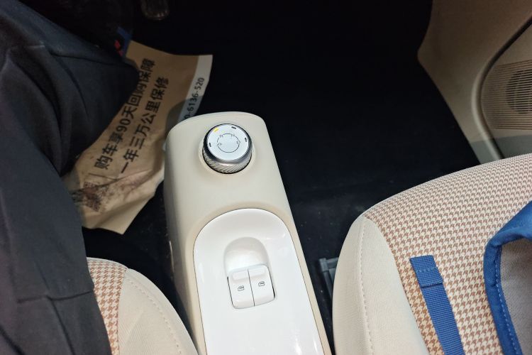 五菱汽车 宏光MINIEV 2024款 第三代 215km 进阶版局部细节18