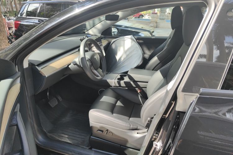 特斯拉 Model Y 2022款 后轮驱动版局部细节19