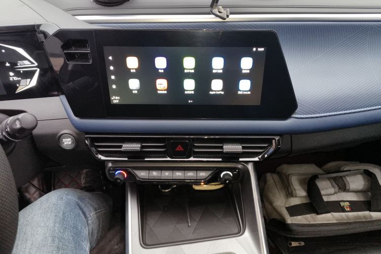 广汽传祺 传祺GS3 2023款 影速 270T 劲享版中控内饰16