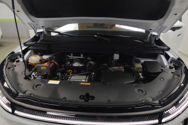 东风风神L8 2025款 185KM理想版机舱底盘24