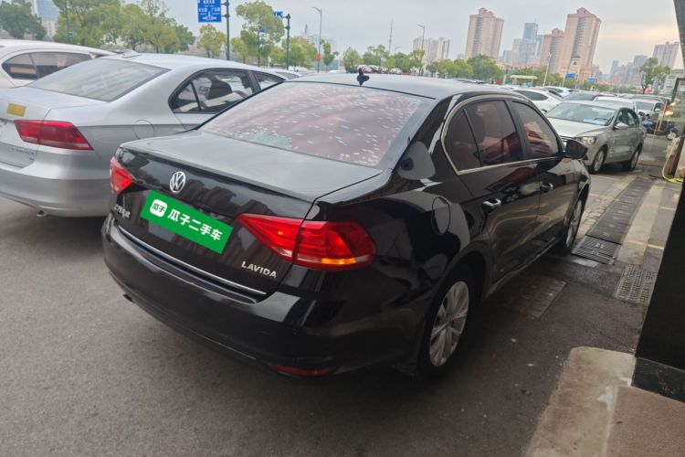 大众 朗逸 2015款 1.6L 自动舒适版车身外观6005