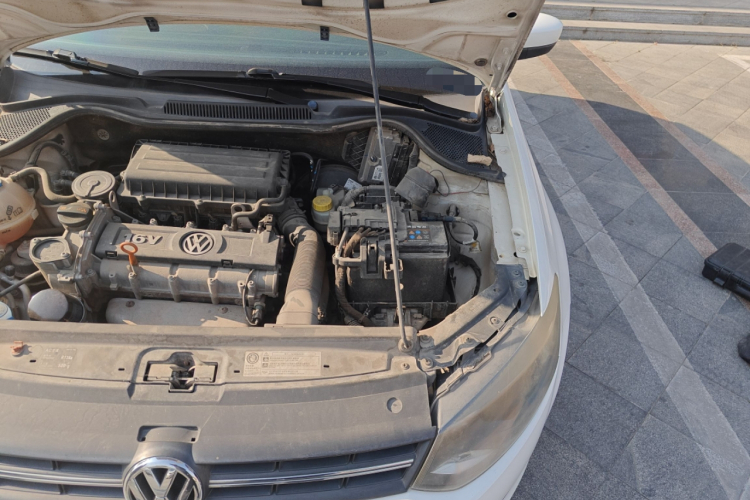 大众 Polo 2011款 1.4L 自动致酷版局部细节9007