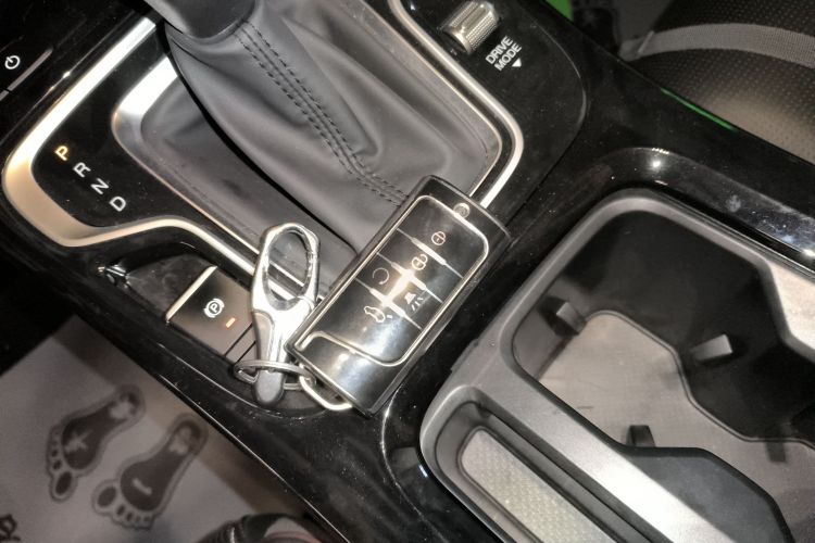 广汽传祺 传祺M6 2023款 PRO 270T DCT尊享版中控内饰11