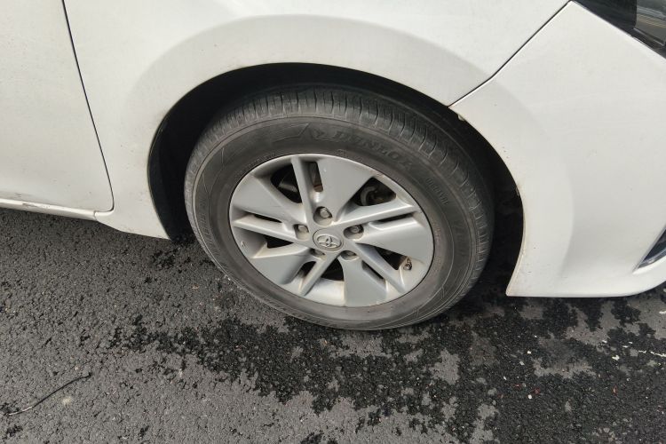 丰田 卡罗拉 2014款 1.6L CVT GL车身外观10