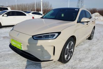 鸿蒙智行 问界M5 2023款 纯电后驱标准版