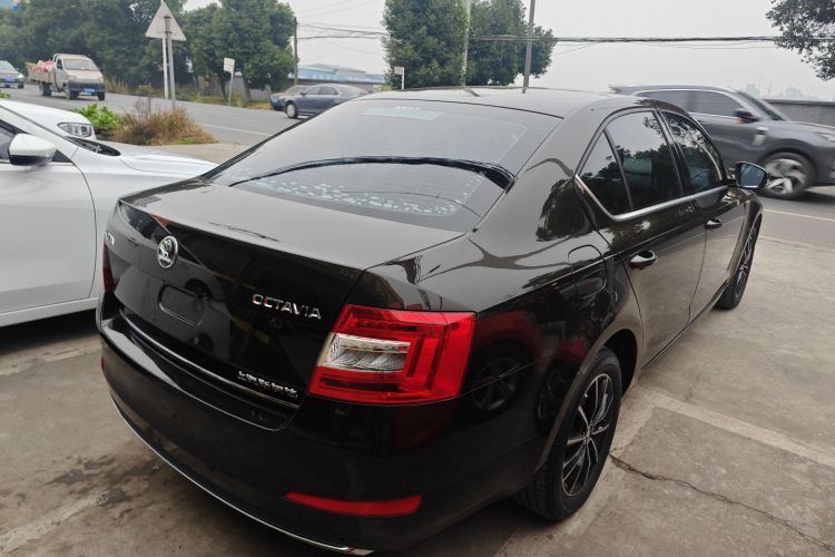 斯柯达 明锐 2017款 1.6L 自动智行版车身外观7