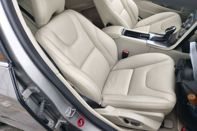 沃尔沃S60 2014款 S60L T5 智驭版局部细节41