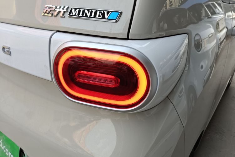 五菱汽车 宏光MINIEV 2024款 第三代 215km 青春版车身外观6006