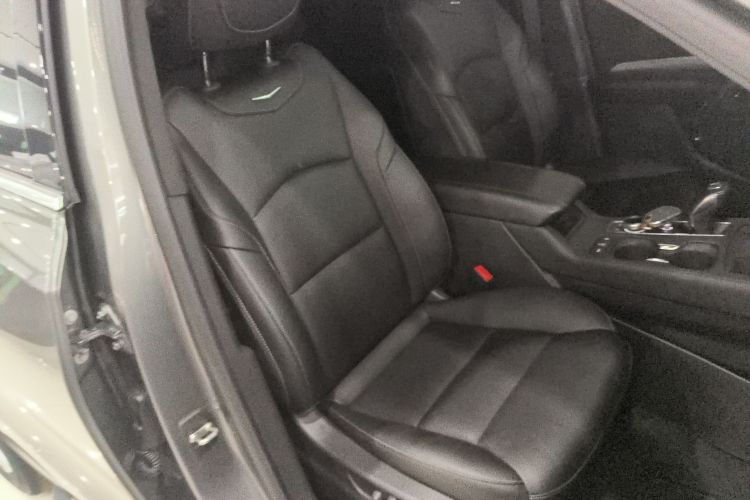 凯迪拉克XT4 2018款 28T 两驱领先型局部细节41