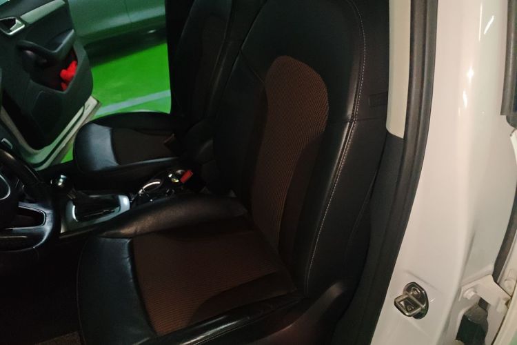 奥迪Q3 2016款 30 TFSI 时尚型中控内饰19