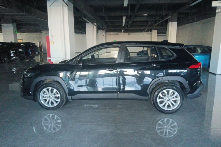 丰田 锋兰达 2023款 2.0L CVT精英版车身外观4