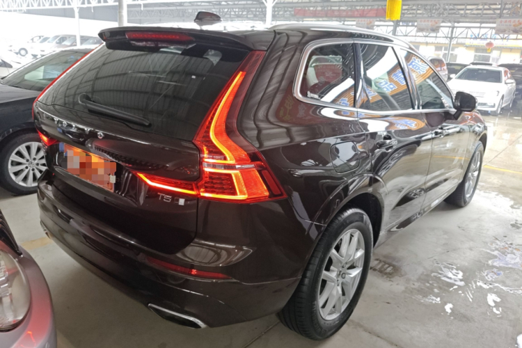 沃尔沃XC60 2019款 T5 四驱智逸版 国VI车身外观7