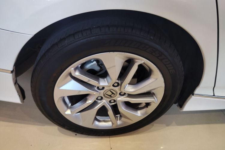 本田 雅阁 2018款 260TURBO 精英版 国VI车身外观6008