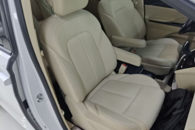 别克GL8 2023款 ES陆尊 尊享型局部细节41