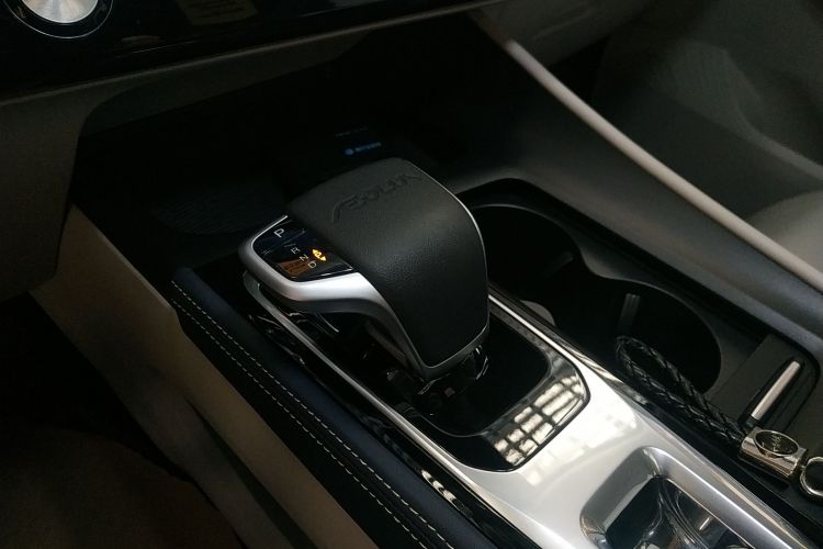 东风风神 皓极 2022款 马赫动力 1.5T 敢爱版中控内饰18