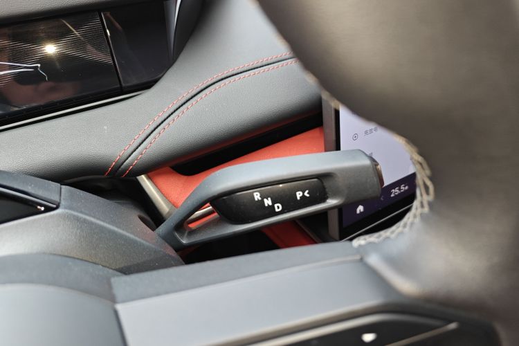 小米汽车 小米SU7 2024款 四驱超长续航高阶智驾Max版局部细节18