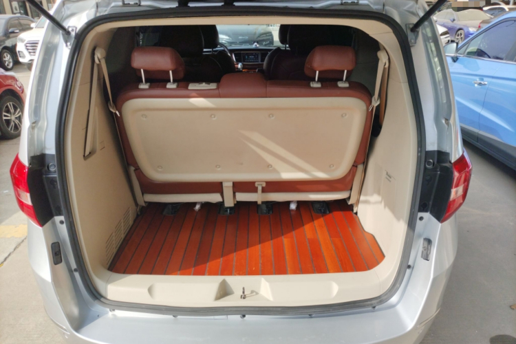 别克GL8 2018款 28T 舒适型 国VI局部细节23