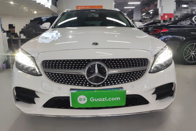 奔驰C级(进口) 2020款 C 200 旅行轿车车身外观2