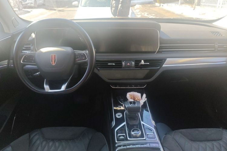 红旗HS5 2022款 改款 2.0T 智联旗享版中控内饰12