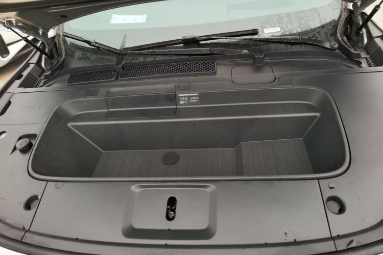 小鹏G7 2025款 702 超长续航 Ultra机舱底盘24