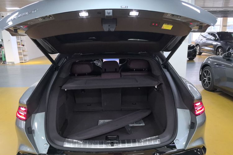 腾势Z9GT 2024款 1100四驱Ultra版机舱底盘23