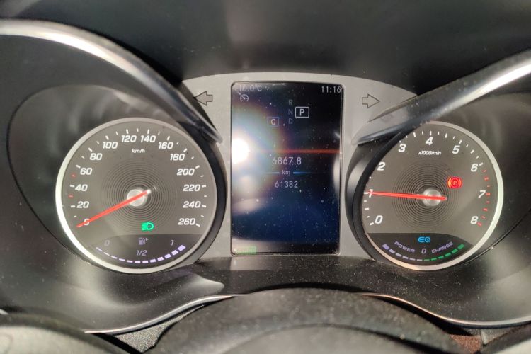 奔驰C级 2019款 C 260 运动版中控内饰14