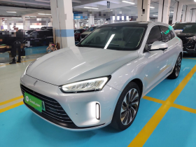 鸿蒙智行 问界M5 2022款 增程四驱旗舰版