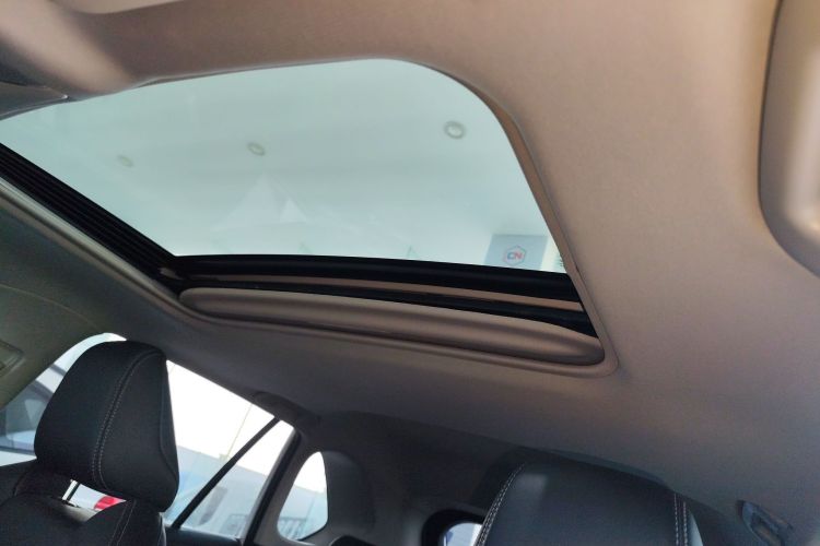 丰田 威兰达 2021款 2.0L CVT两驱豪华版中控内饰22