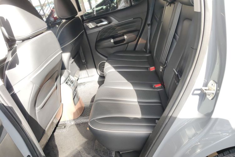 坦克300 2021款 越野版 2.0T 征服者中控内饰7004