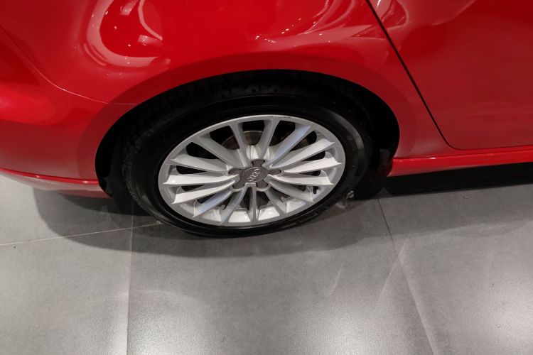 奥迪A3 2018款 30周年年型 Sportback 35 TFSI 时尚型车身外观6008