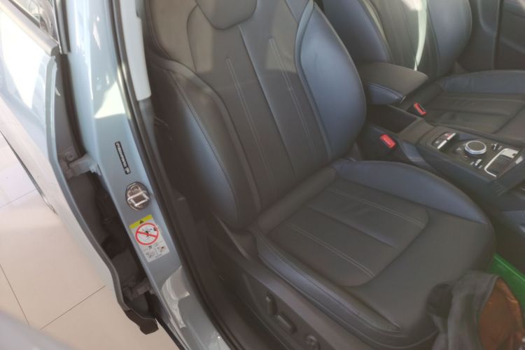 奥迪Q2L 2024款 35TFSI 时尚致雅型局部细节41