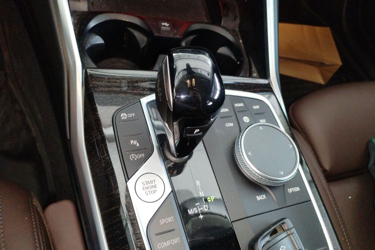 宝马3系 2022款 改款 325Li M运动套装局部细节18