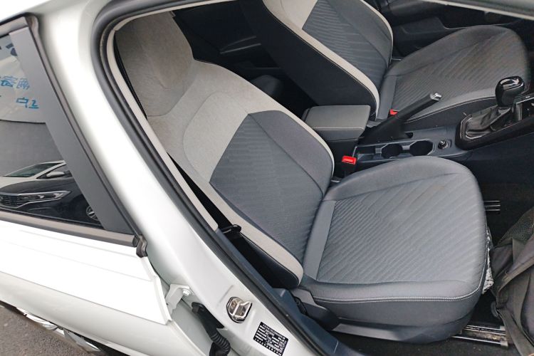 大众 朗逸 2023款 新锐 1.5L 自动新逸版局部细节41