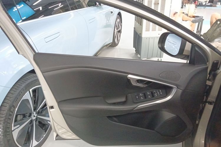 沃尔沃V40 2018款 T3 智逸版中控内饰47