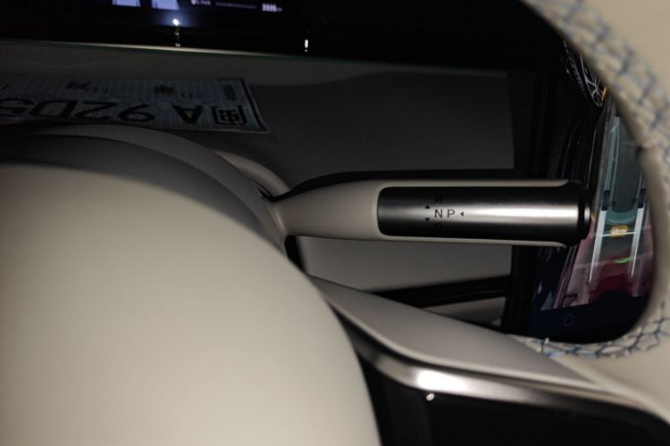 鸿蒙智行 智界S7 2025款 705km Pro局部细节18