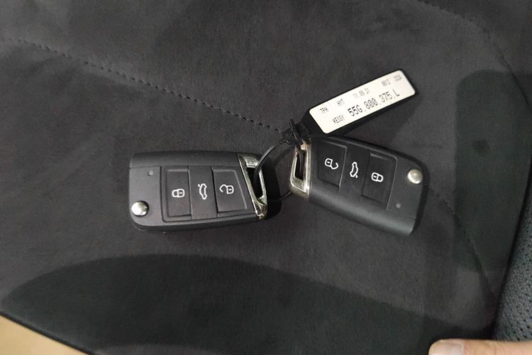 大众 探岳 2021款 380TSI 四驱豪华智联版Pro中控内饰7001