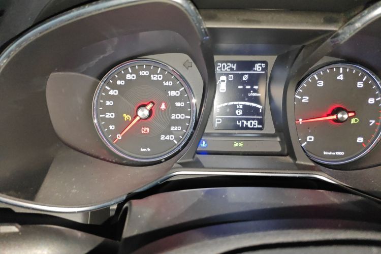 名爵 MG6 2019款 20T 自动运动版中控内饰15