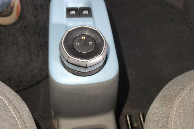 吉利银河 2023款 熊猫mini 200km 耐力熊局部细节18