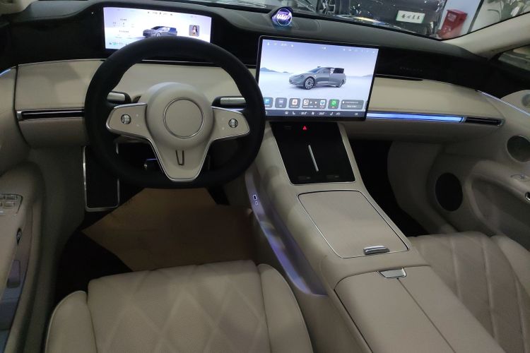 鸿蒙智行 享界S9 2025款 增程 Max+中控内饰7002