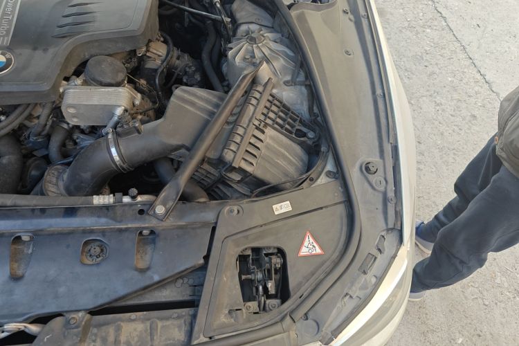 宝马5系(进口) 2014款 520i 典雅型局部细节9007