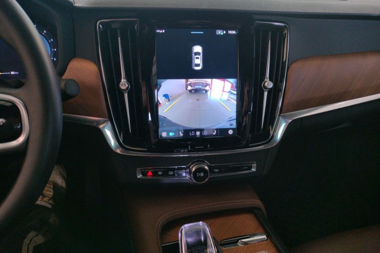沃尔沃S90 2023款 B5 智逸豪华版中控内饰16