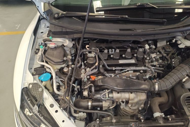 本田 杰德 2017款 210TURBO CVT豪华版 5座机舱底盘25