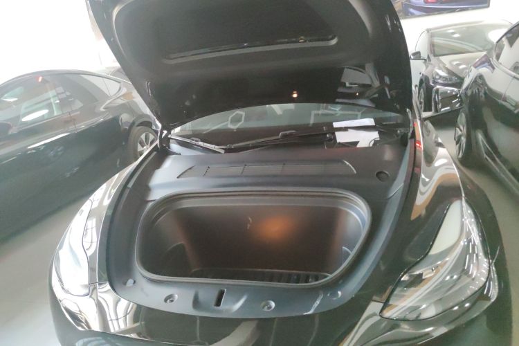 特斯拉 Model Y 2022款 后轮驱动版局部细节24