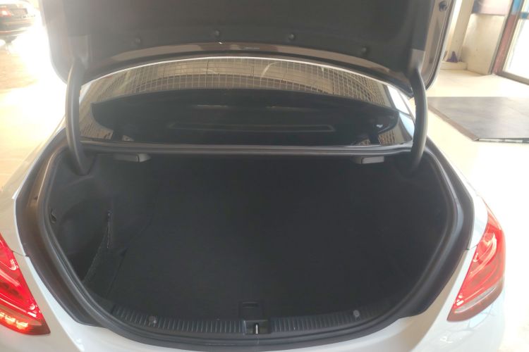 奔驰C级 2015款 C 200 L 运动型机舱底盘23