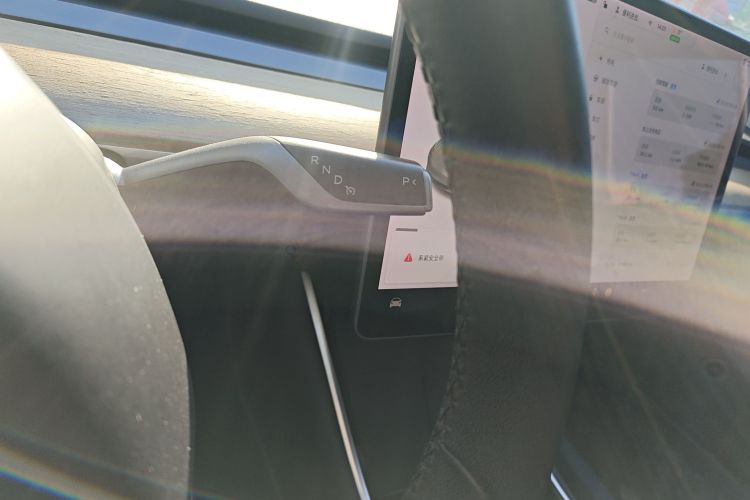 特斯拉 Model 3 2020款 改款 长续航后轮驱动版中控内饰18