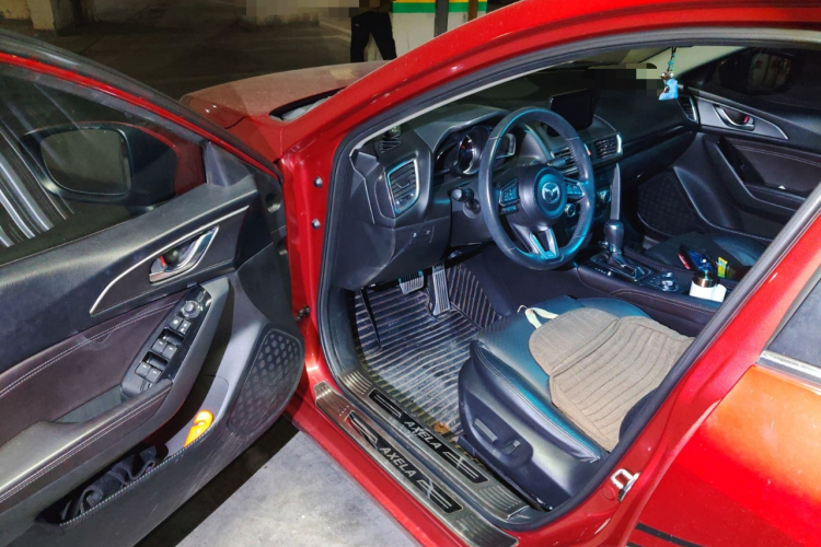 马自达3 昂克赛拉 2017款 三厢 2.0L 自动旗舰型 国V中控内饰20