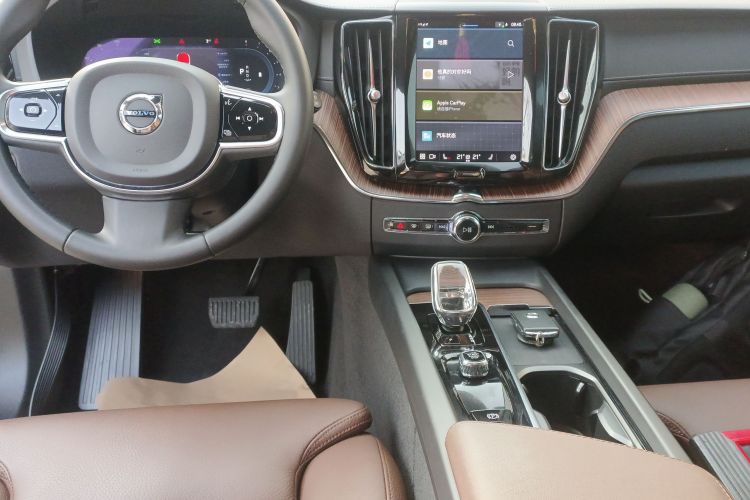 沃尔沃XC60 2023款 B5 四驱智远豪华版中控内饰16