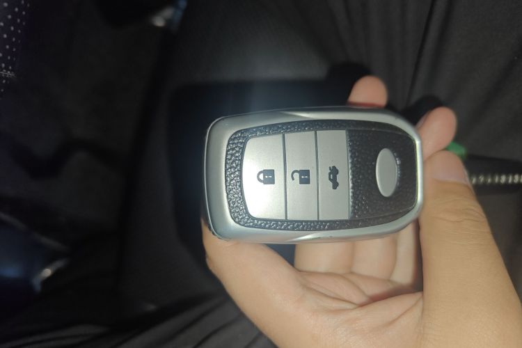 丰田 汉兰达 2018款 2.0T 四驱豪华版 7座 国V中控内饰11